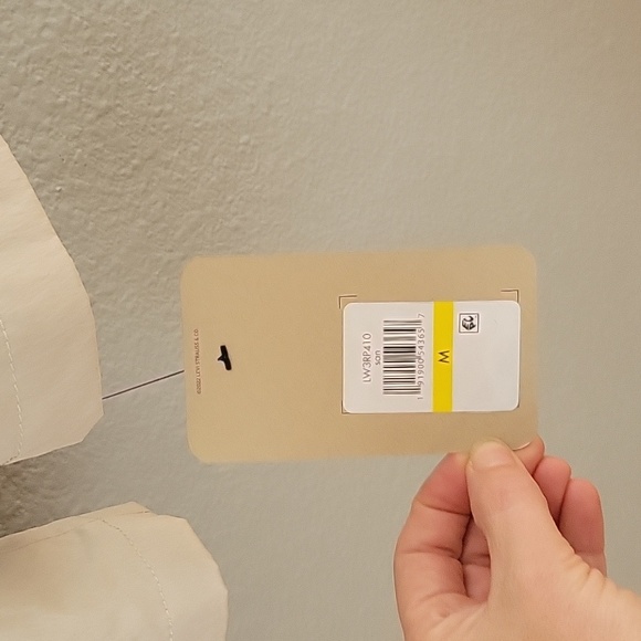 Levi's Women's Plus Four Pocket Hooded Military Jacket NWT - Picture 4 of 5